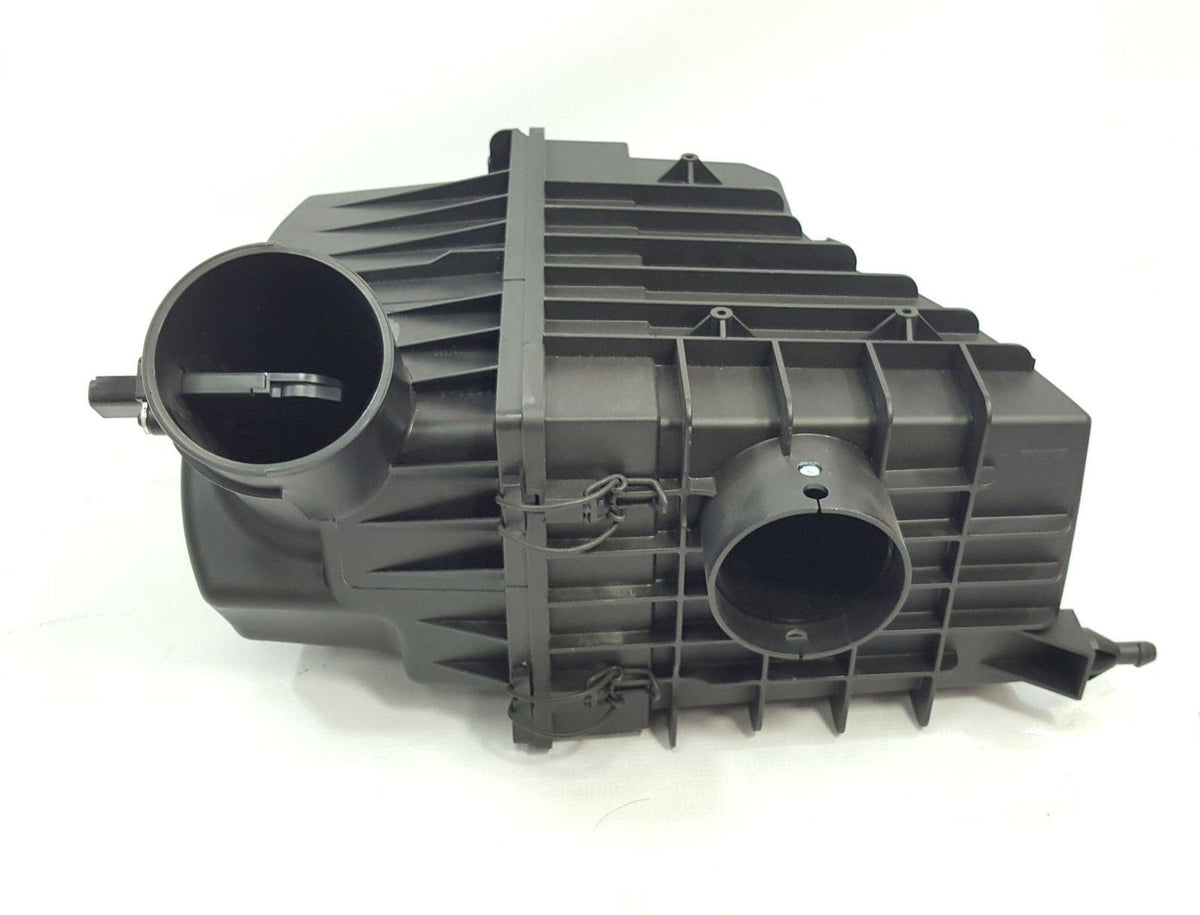 Ford Transit Mk8 Air Box 2.2L Rwd 2011 On Diesel With Maf Sensor 1824836