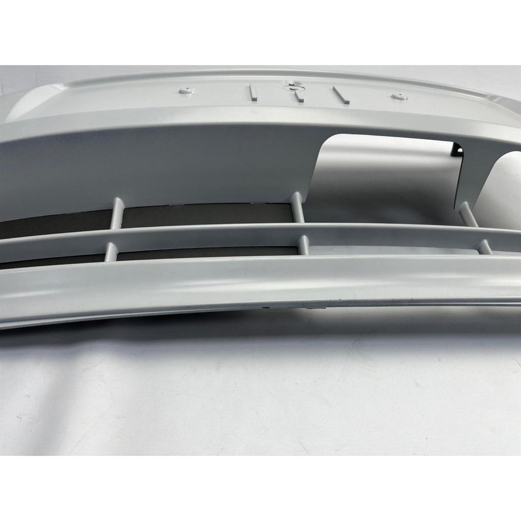 Front Bumper Assy For Ford Ka 1.0 1.3 1.6 1996-2008 1372800 Slight Defects