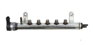 LAND ROVER DISCOVERY SPORT FUEL RAIL 2.2 D 22DT WITH SENSORS 2014 ON 9670890580
