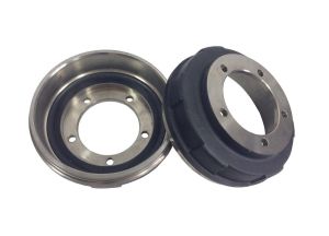 A PAIR OF FORD TRANSIT BRAKE DRUMS 2.0 FWD 2000 - 2006 MK6 5 STUD DRUM
